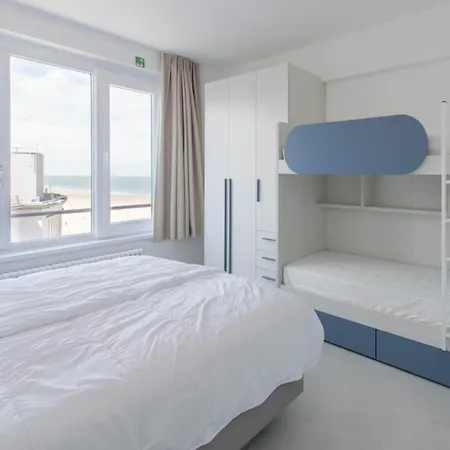 In With Sea Views 公寓