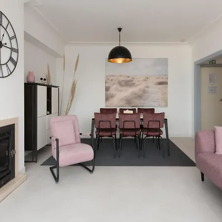 公寓 In With Sea Views